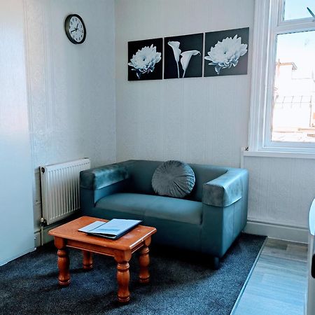 Seahawk Holiday Apartments クリーブリーズ エクステリア 写真