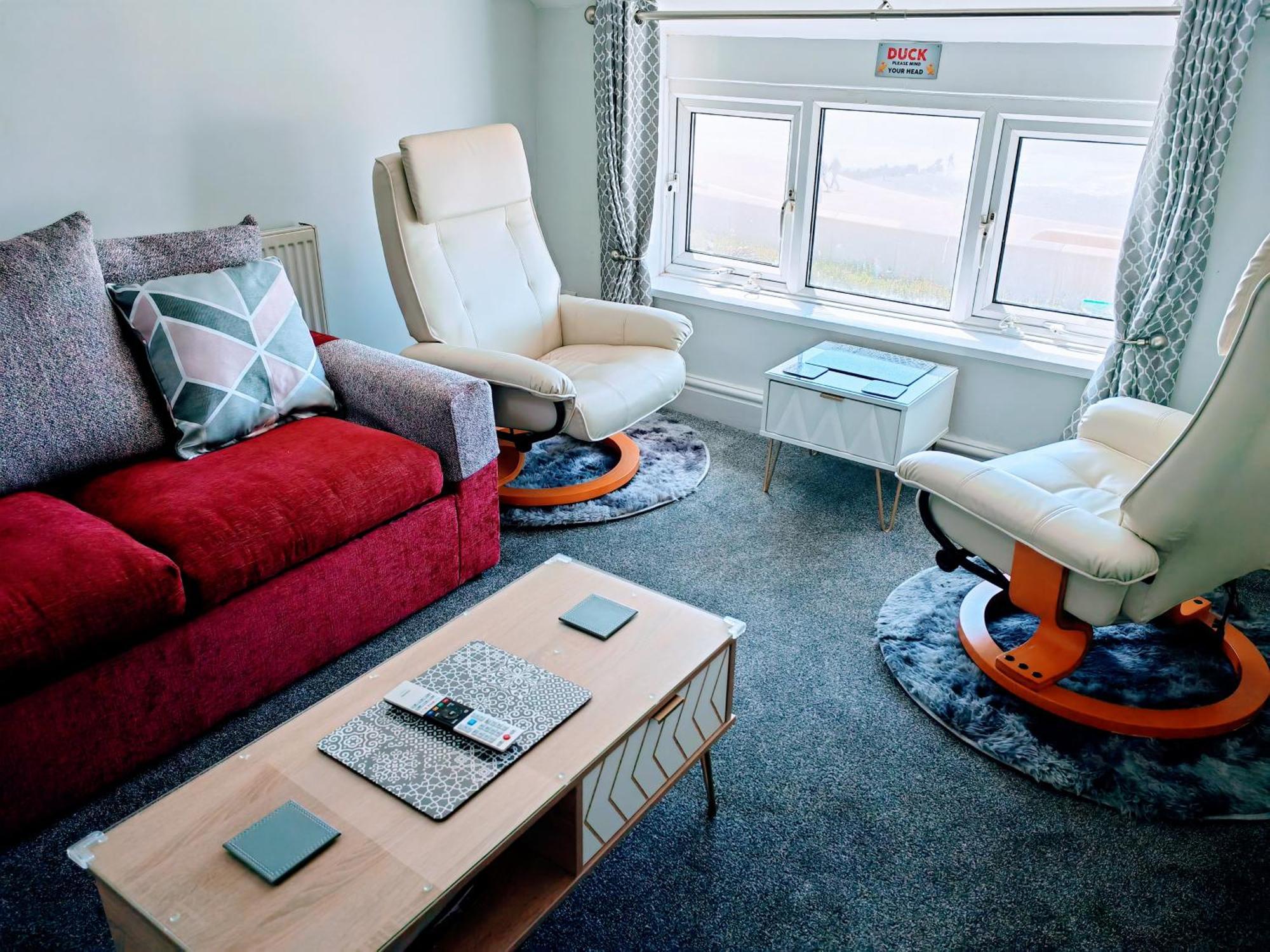 Seahawk Holiday Apartments クリーブリーズ エクステリア 写真
