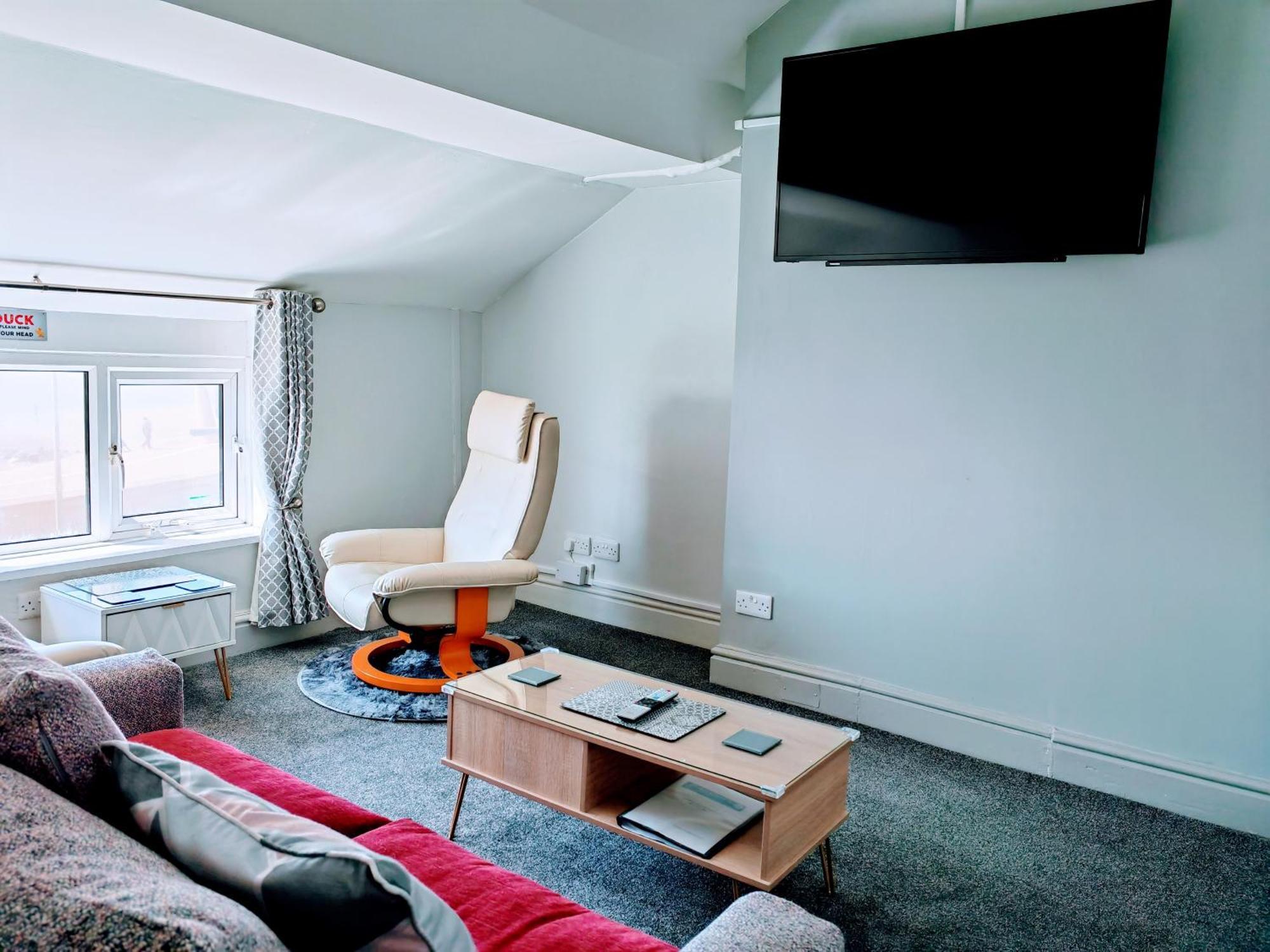 Seahawk Holiday Apartments クリーブリーズ エクステリア 写真