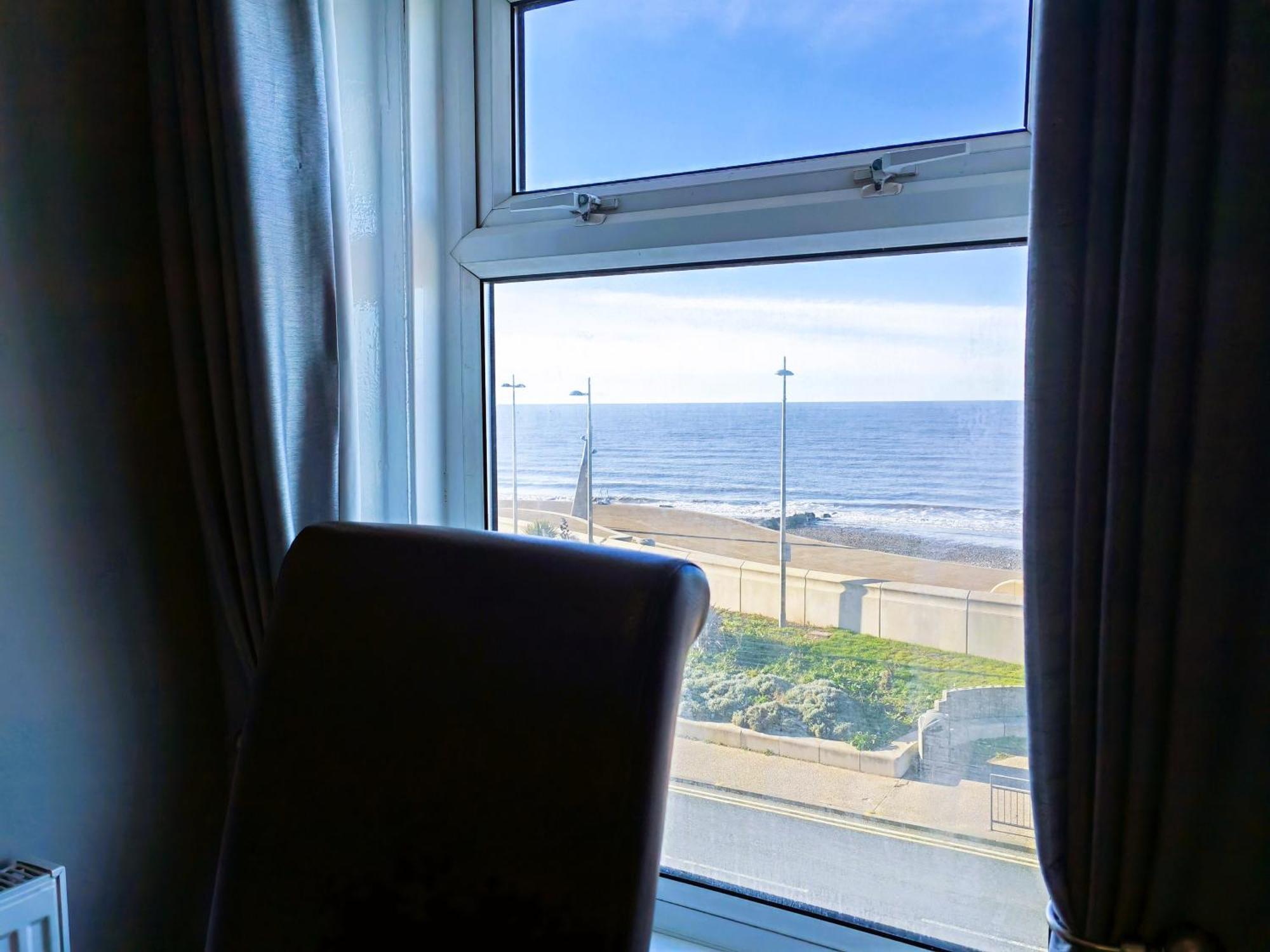 Seahawk Holiday Apartments クリーブリーズ エクステリア 写真