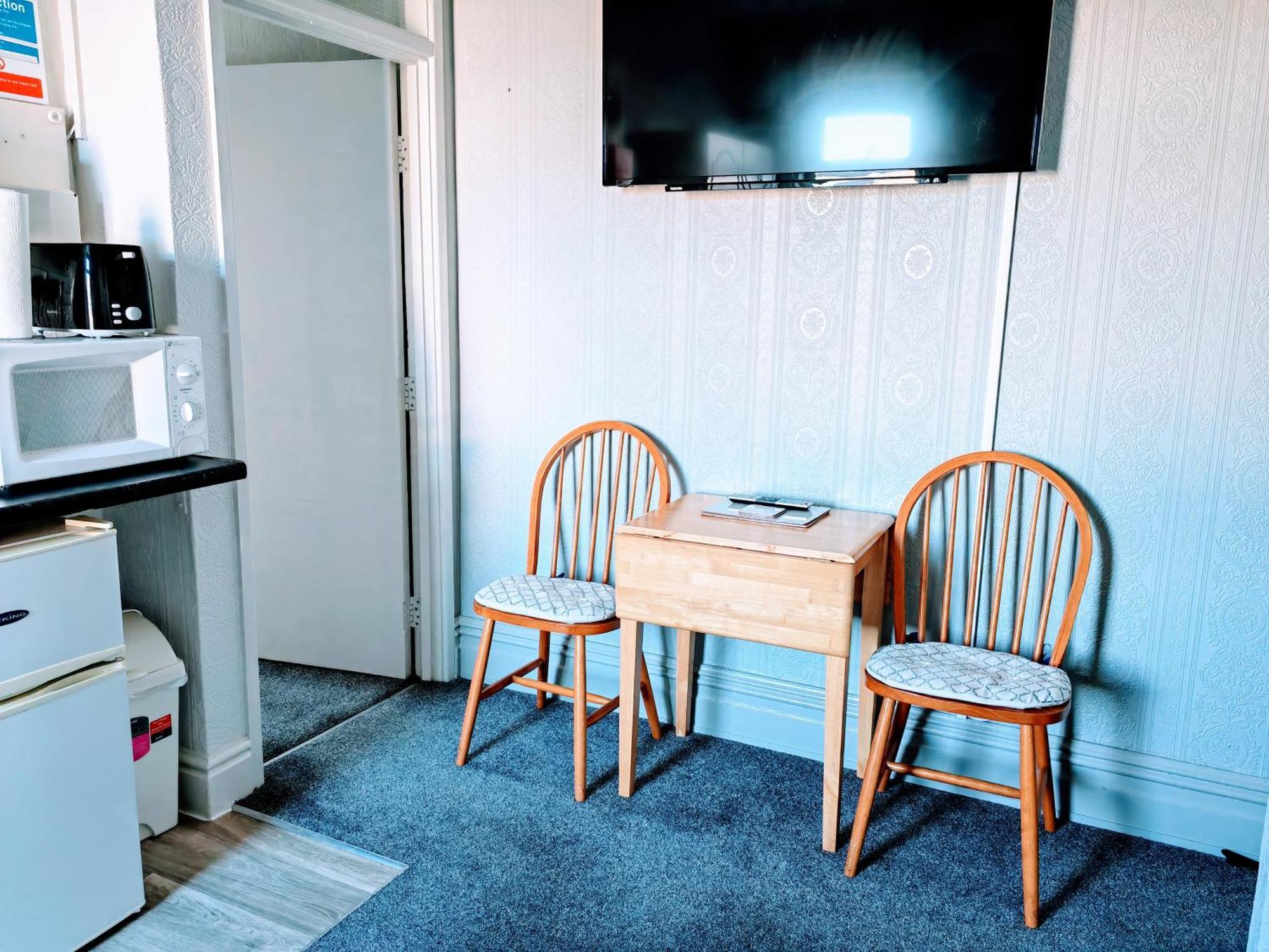 Seahawk Holiday Apartments クリーブリーズ エクステリア 写真