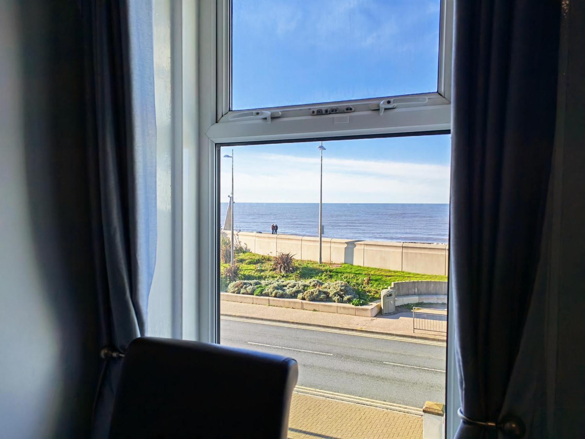 Seahawk Holiday Apartments クリーブリーズ エクステリア 写真