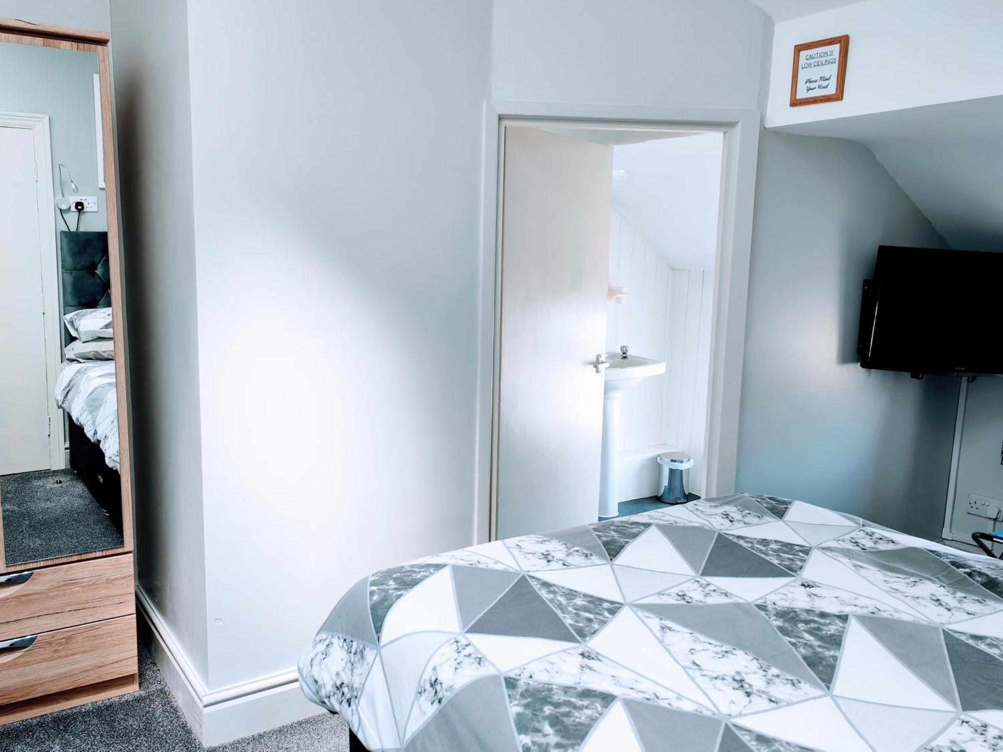 Seahawk Holiday Apartments クリーブリーズ エクステリア 写真